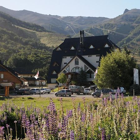 Village Catedral Hotel & Spa San Carlos de Bariloche Exterior photo