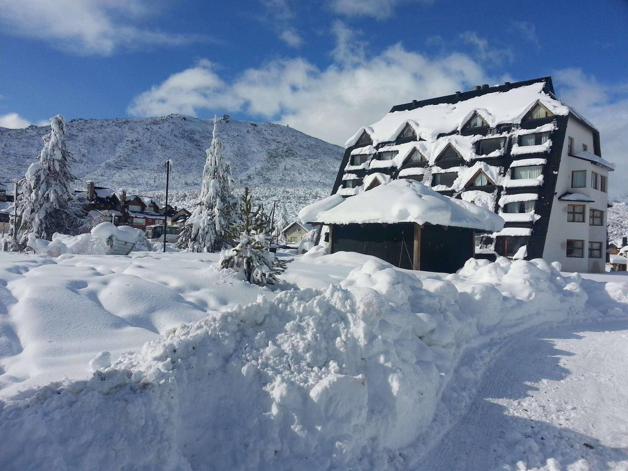 Village Catedral Hotel & Spa San Carlos de Bariloche Exterior photo